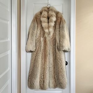 Full Length Coyote Fur Size "8"